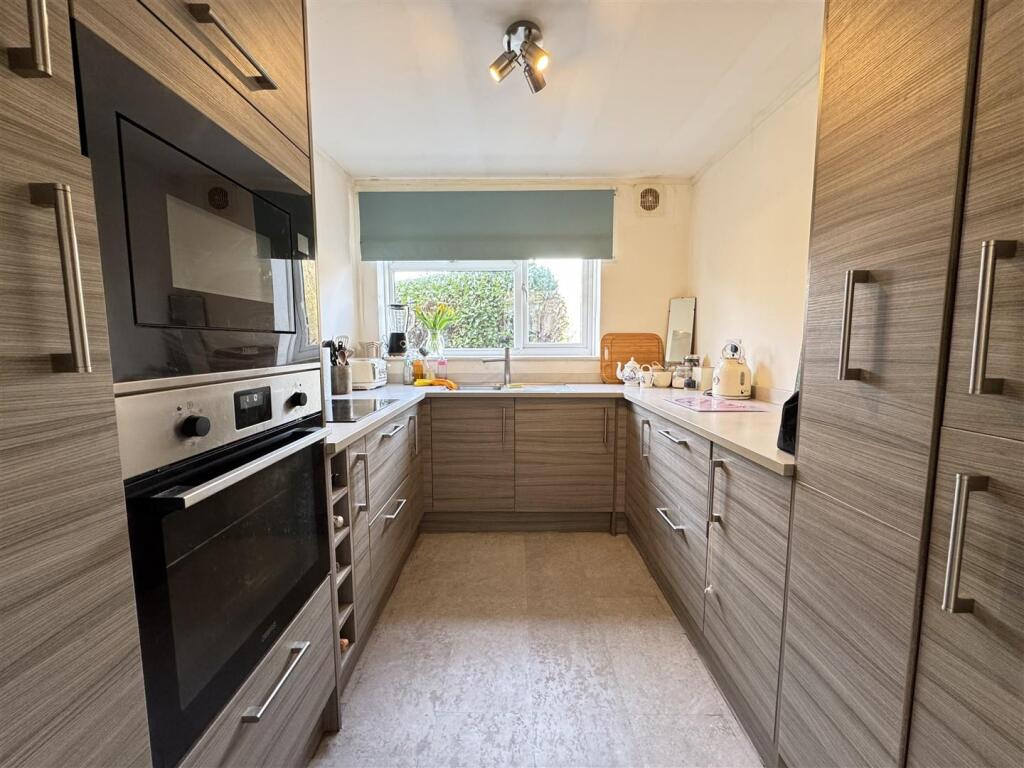 2 bed Apartment
