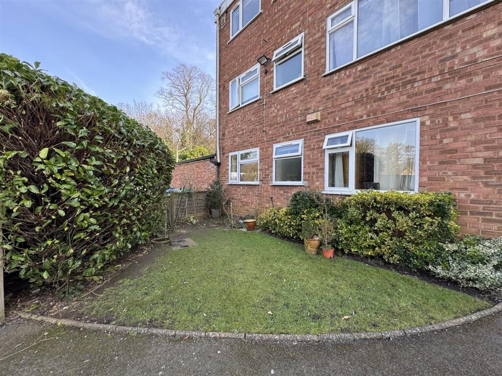 2 bed Apartment