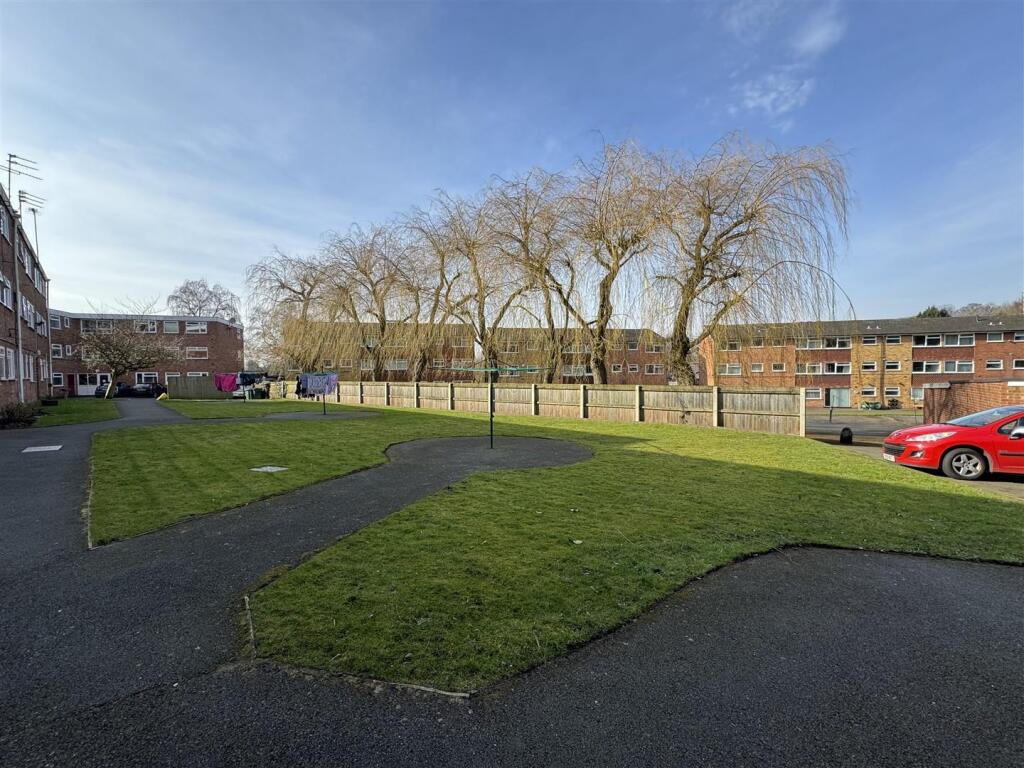 2 bed Apartment