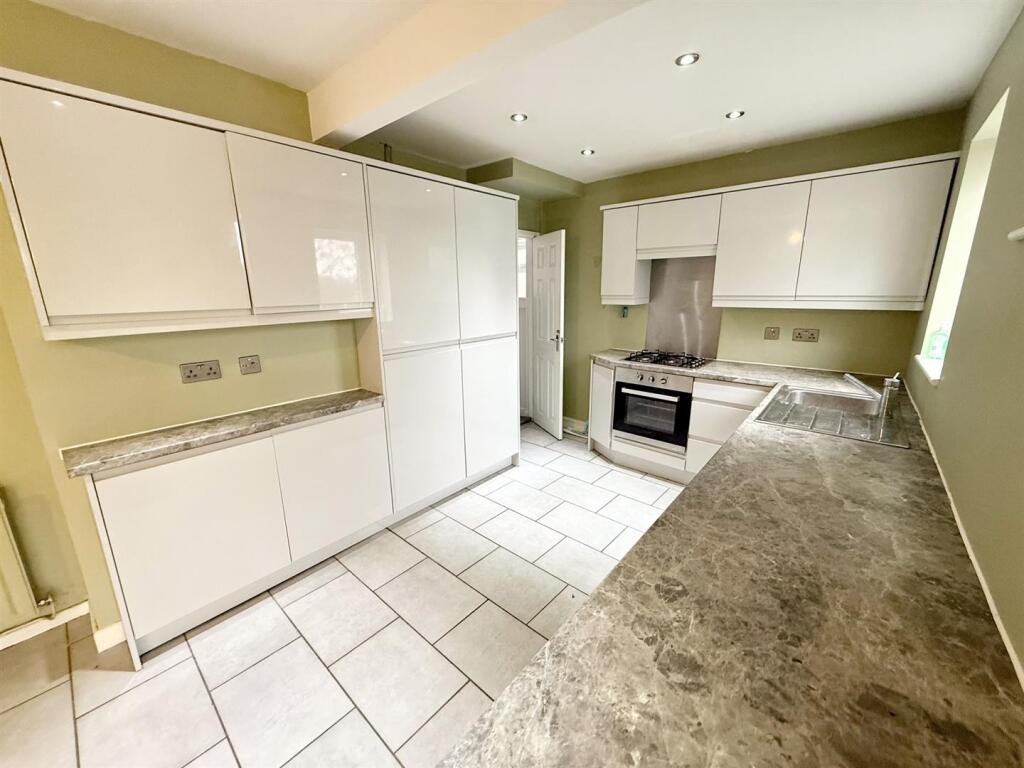 3 bed Semi-Detached
