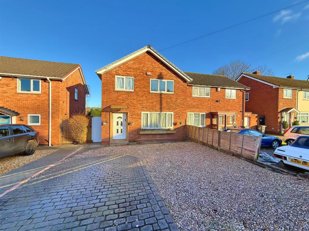 3 bed Semi-Detached