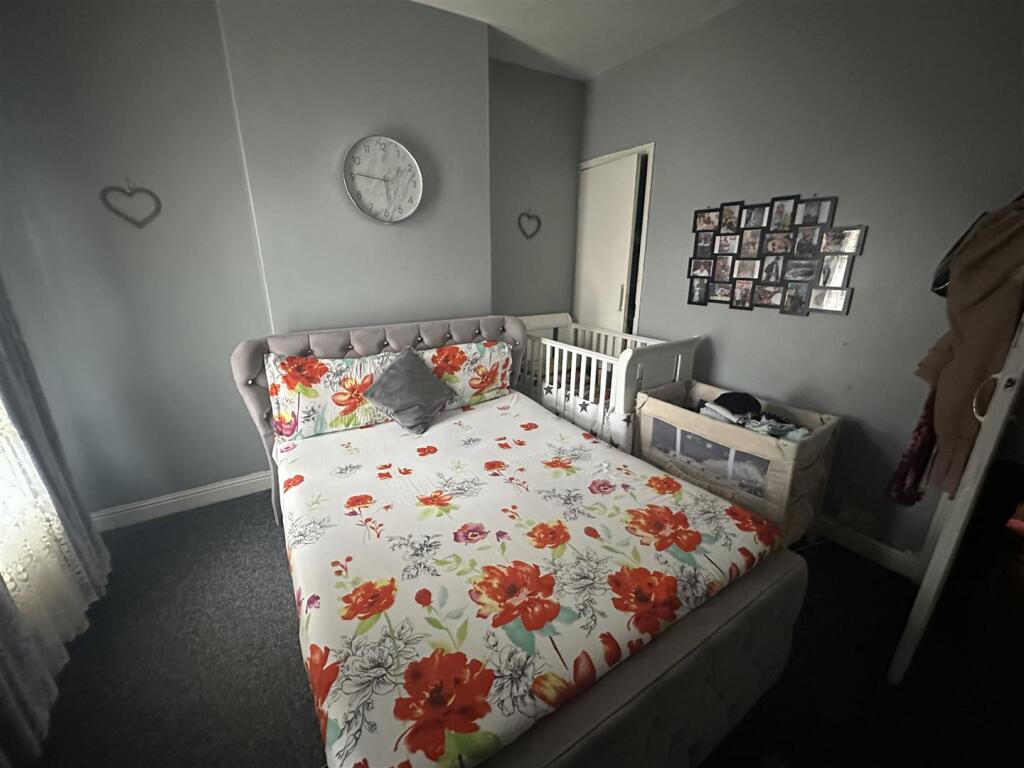 2 bed Terraced