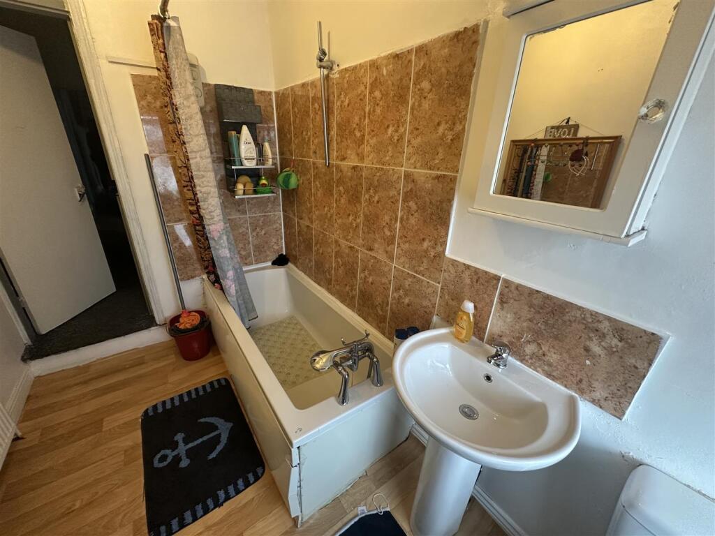 2 bed Terraced