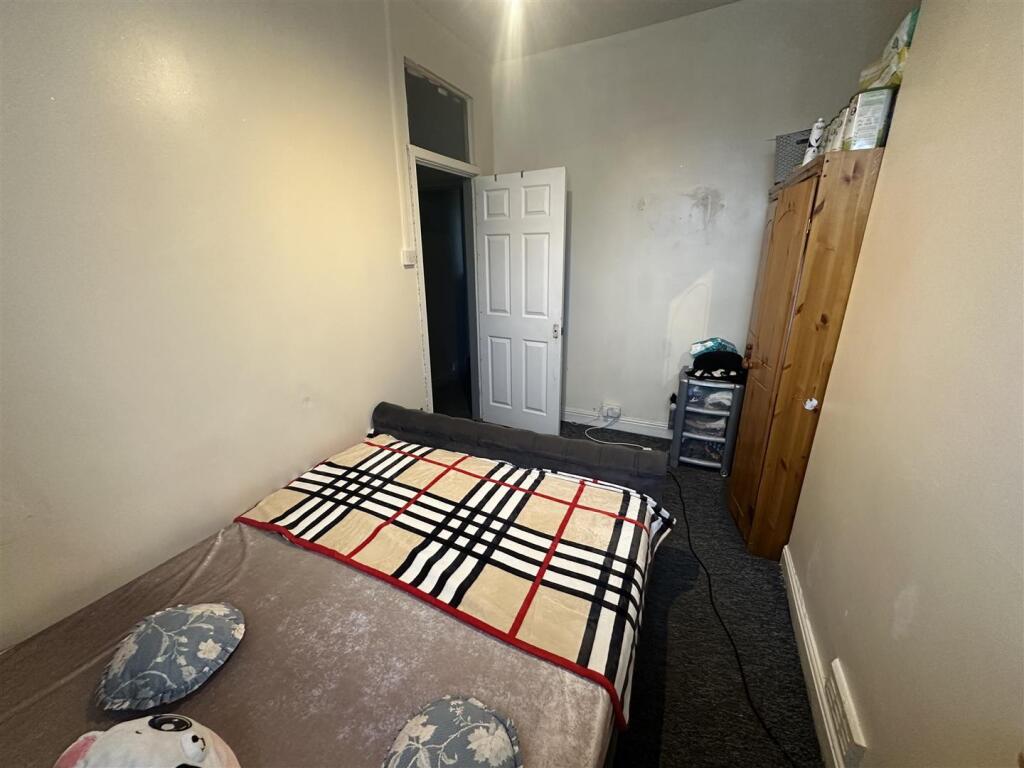 2 bed Terraced