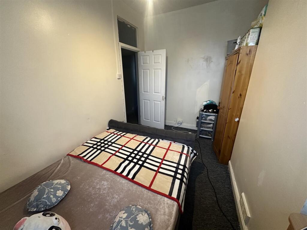 2 bed Terraced