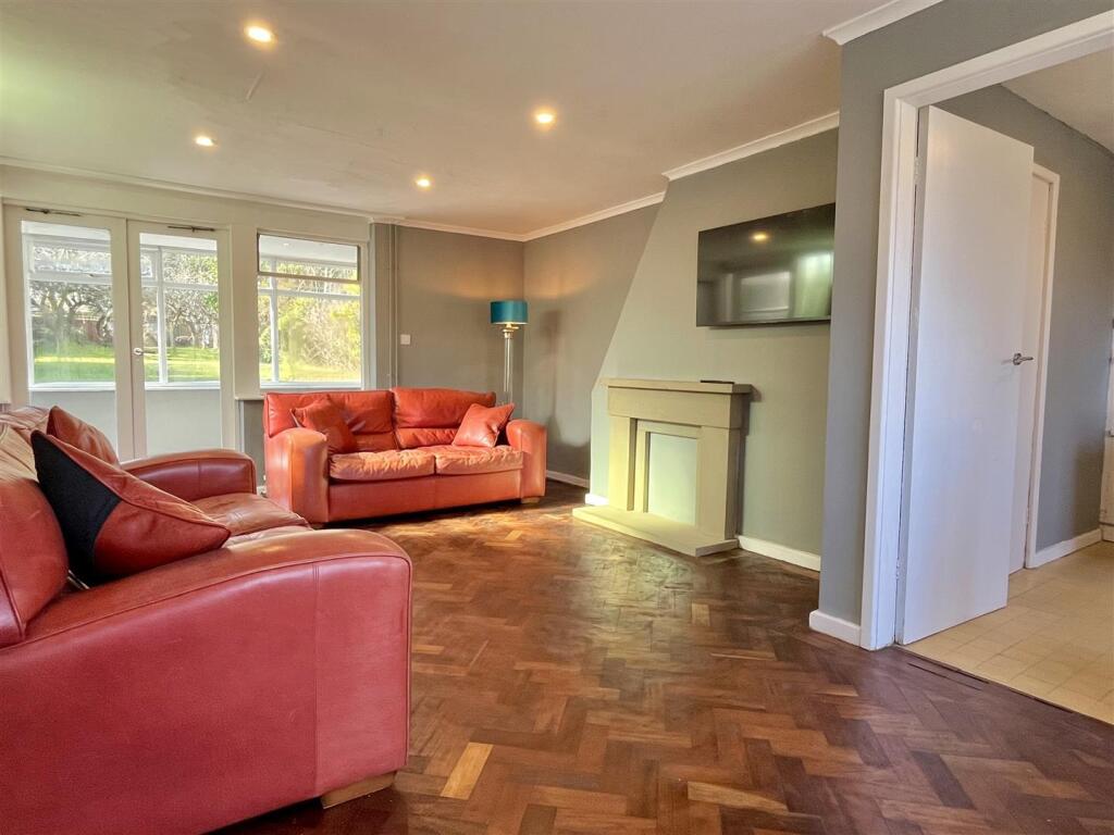 3 bed Detached