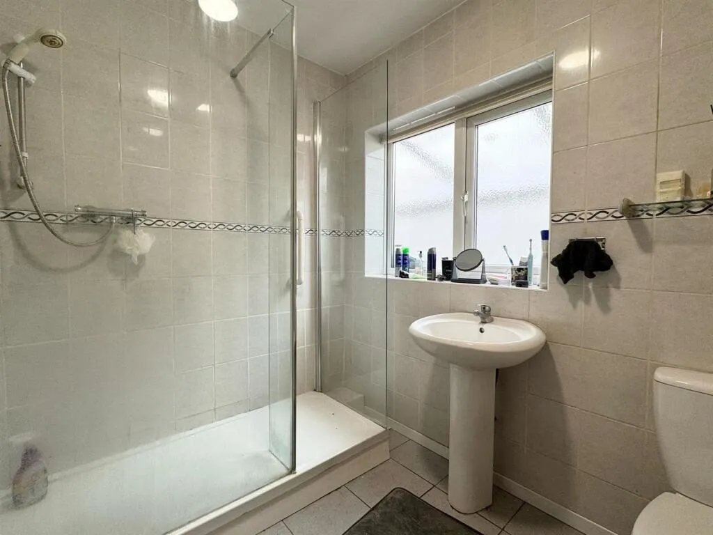3 bed Detached Bungalow
