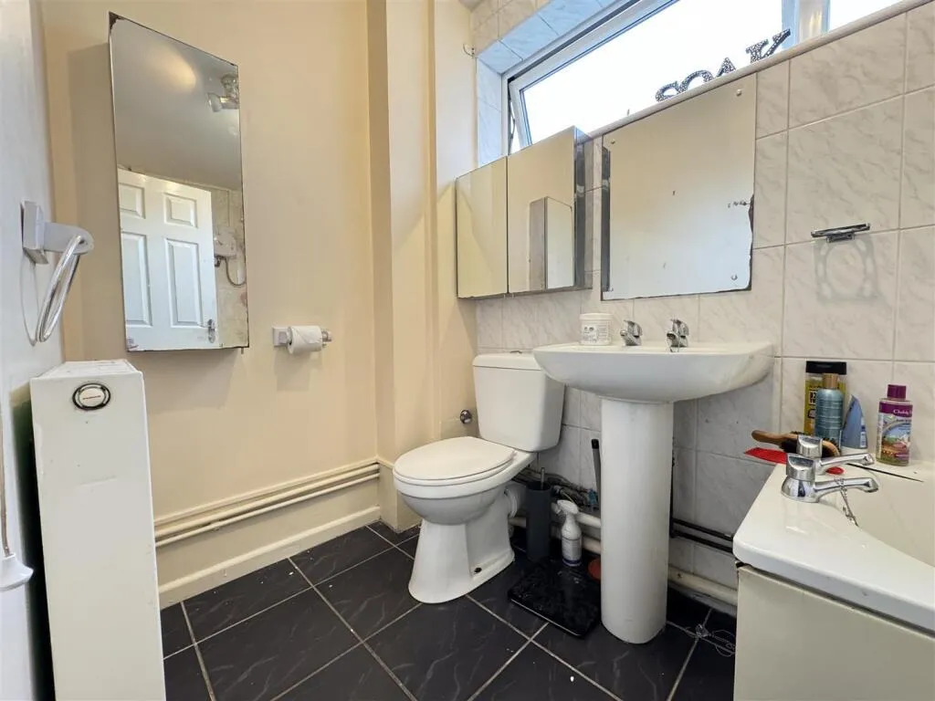 2 bed Apartment
