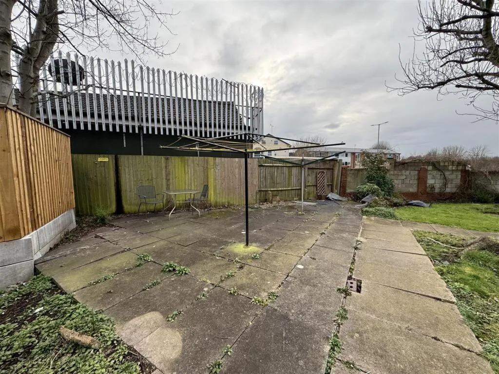 2 bed Apartment