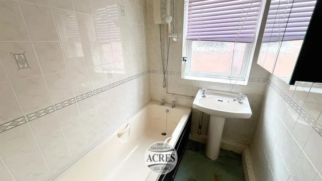 3 bed Semi-Detached