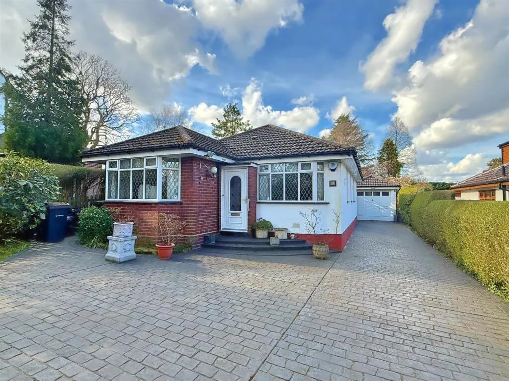 2 bed Detached Bungalow