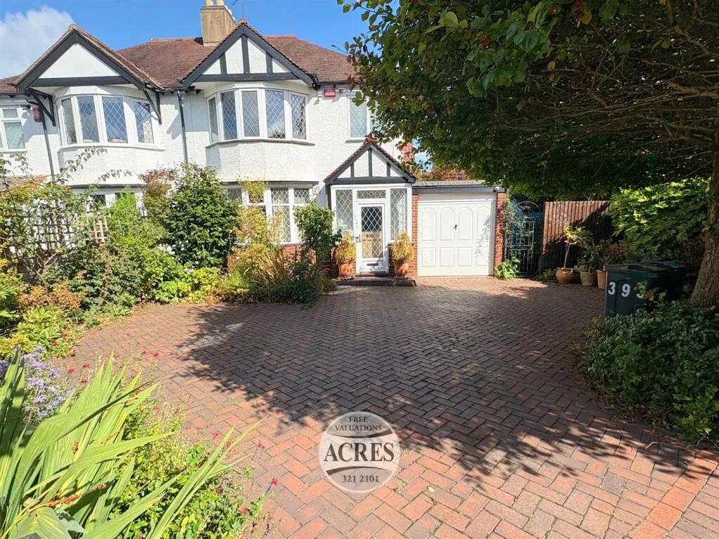 3 bed Semi-Detached