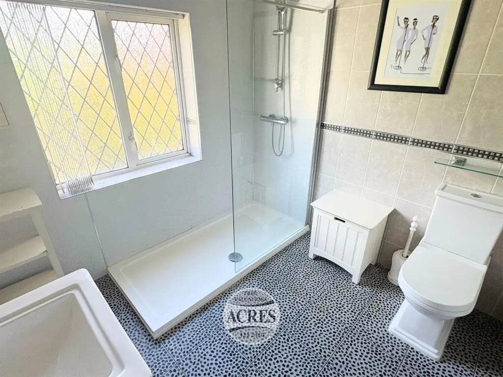 3 bed Semi-Detached