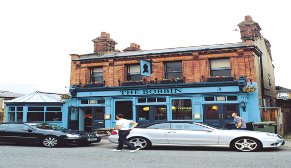 The Bobbin Public House 1-3 Lillieshall Road Clapham London SW4 0LN