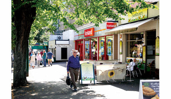 8 The Avenue Minehead Somerset TA24 5UQ