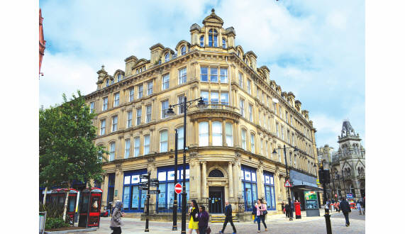 Lloyds TSB Bank 8/10 Ivegate & 4 Tyrrel Street Bradford West Yorkshire BD1 1RJ