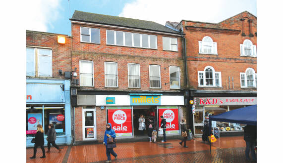35 High Street Chesham Bucks HP5 1BW