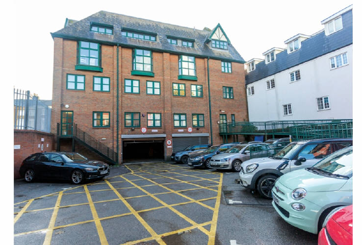 Vaughan Chambers 4 Tonbridge Road Maidstone Kent ME16 8RP