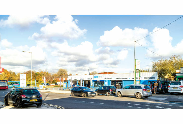 Kwik Fit 131 Stafford Street Walsall West Midlands WS2 8EA