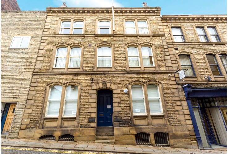 22 Bond Street Dewsbury West Yorkshire WF13 1AU