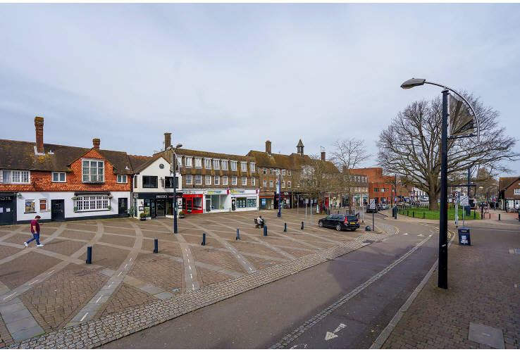 2, 2a, 3, 3a & 3b Grand Parade High Street Crawley West Sussex RH10 1BU
