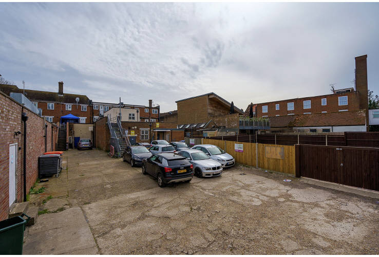 2, 2a, 3, 3a & 3b Grand Parade High Street Crawley West Sussex RH10 1BU