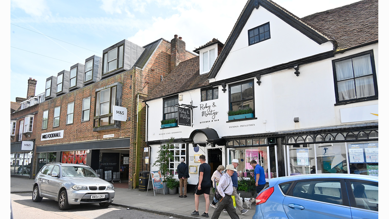 19 High Street Petersfield Hampshire GU32 3JT