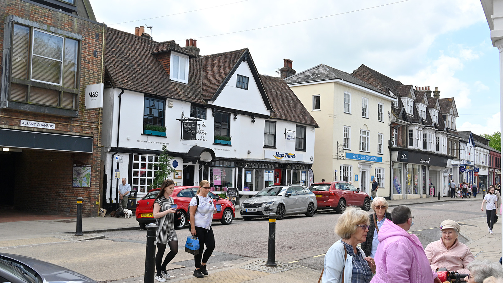 19 High Street Petersfield Hampshire GU32 3JT