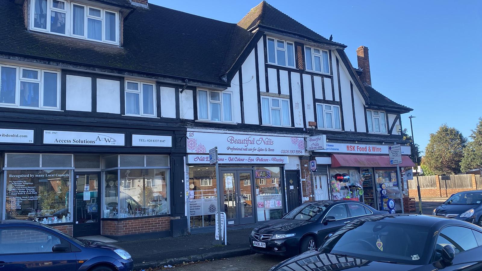 25 Tudor Drive Morden London SM4 4PD