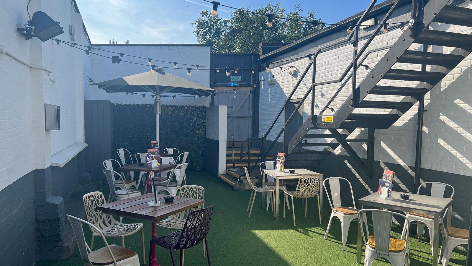 Slug & Lettuce 184 George Lane, South Woodford London E18 1AY