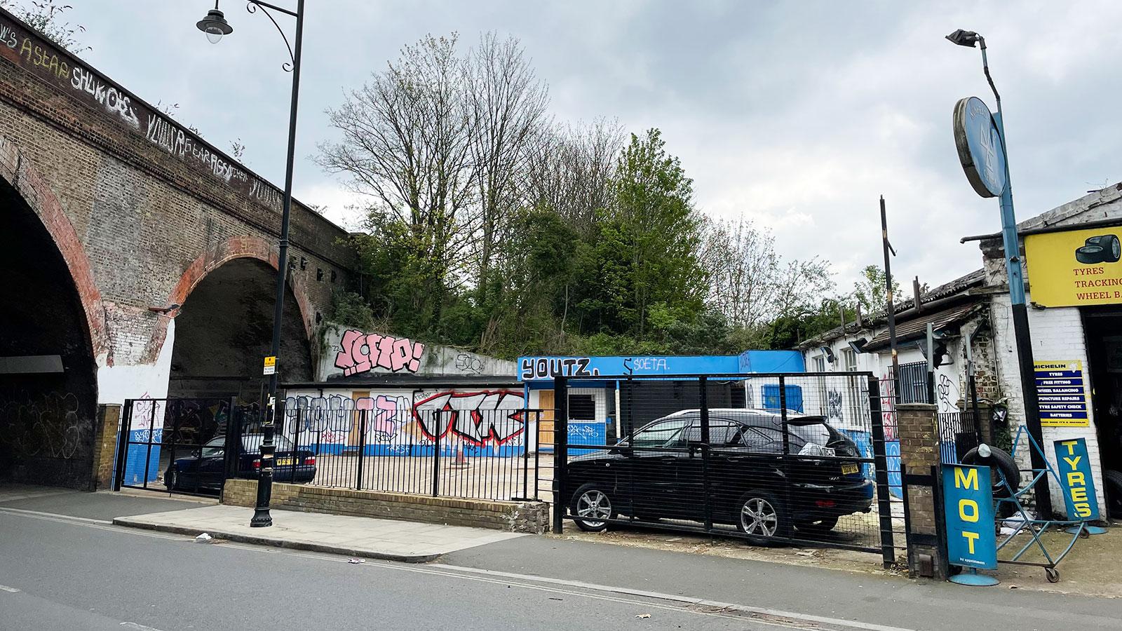 83 Evelina Road Nunhead London SE15 3HL