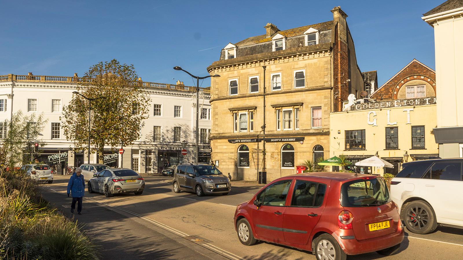 Lloyds Chambers, The Square Barnstaple Devon EX32 8LS