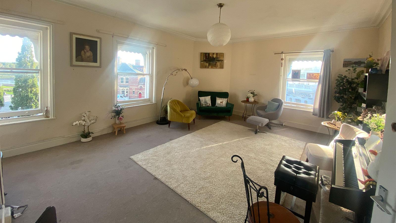 Lloyds Chambers, The Square Barnstaple Devon EX32 8LS