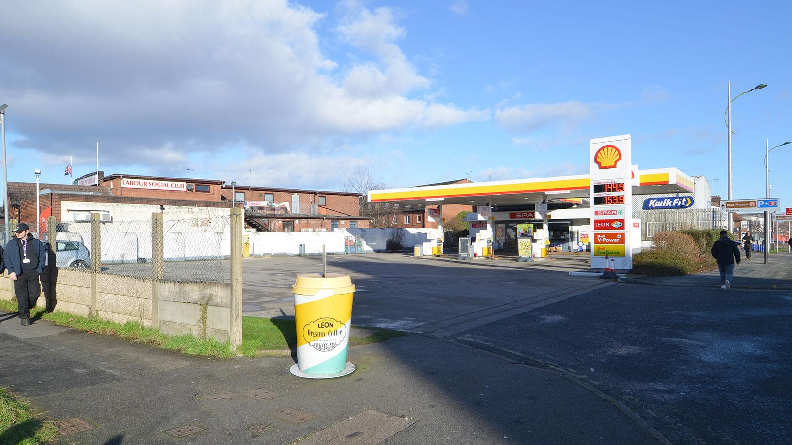 Shell Petrol Station 118 Whitby Road Ellesmere Port Merseyside CH65 6TF