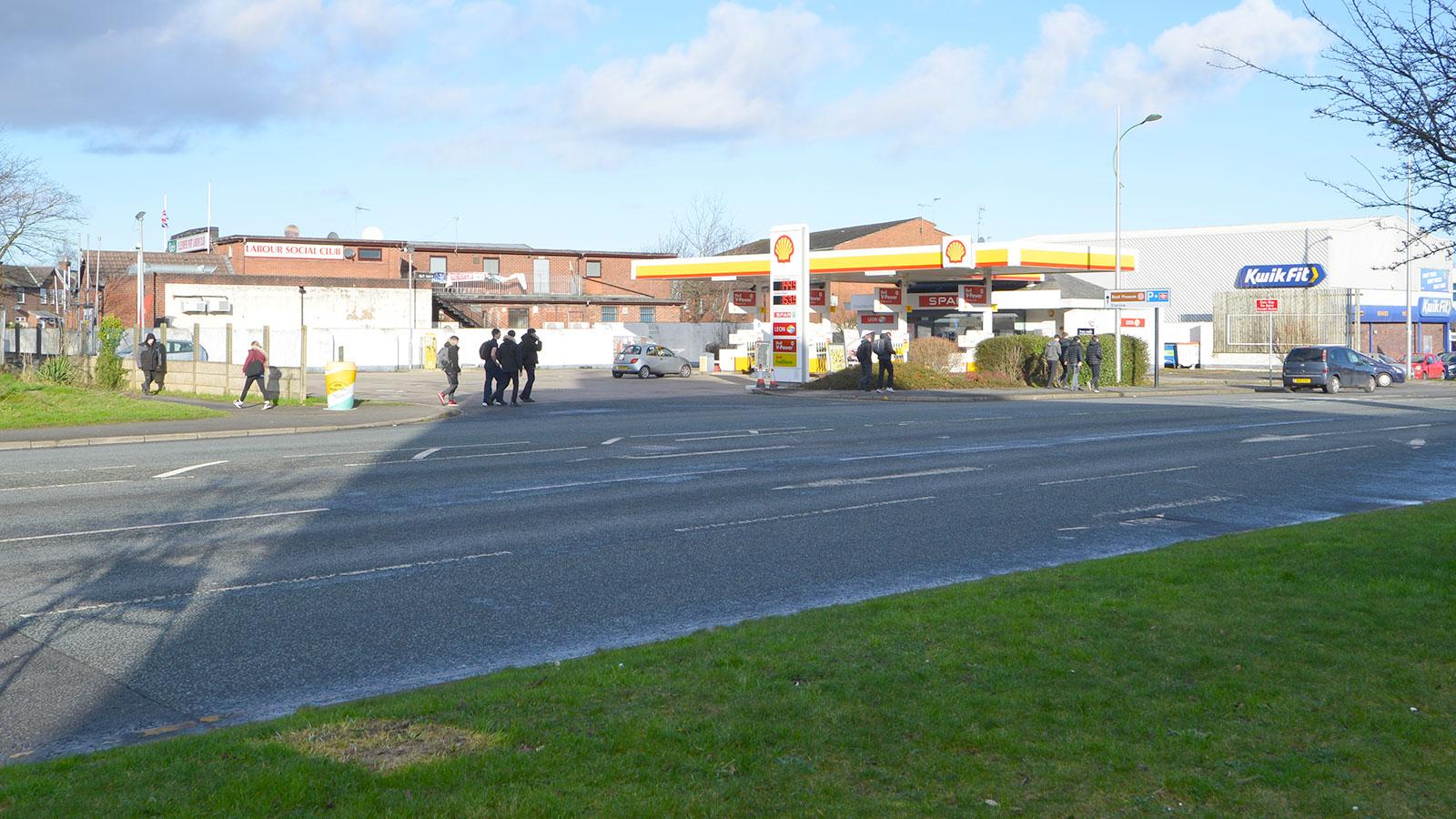 Shell Petrol Station 118 Whitby Road Ellesmere Port Merseyside CH65 6TF