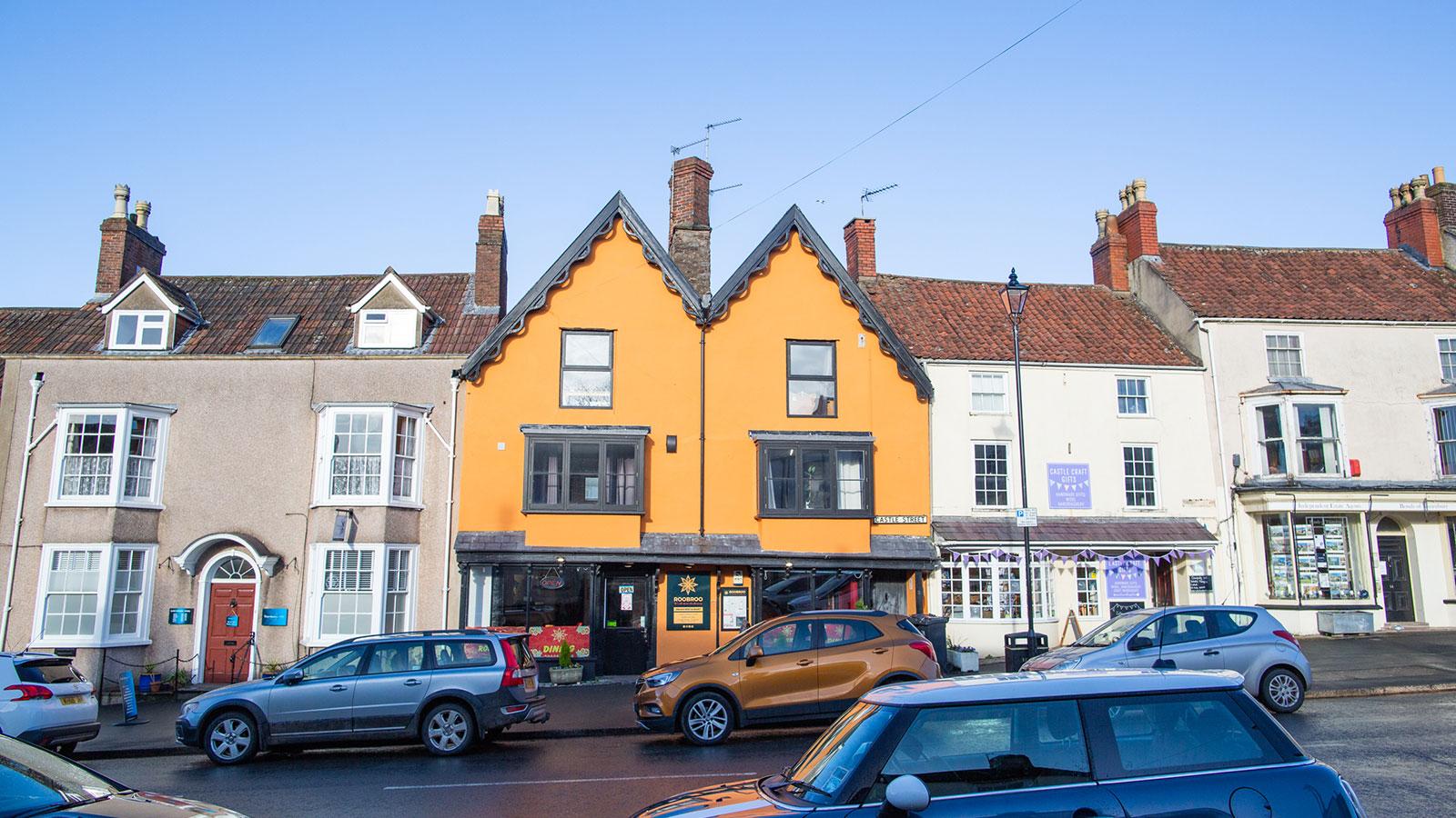 2 Castle Street Thornbury Nr Bristol BS35 1HB