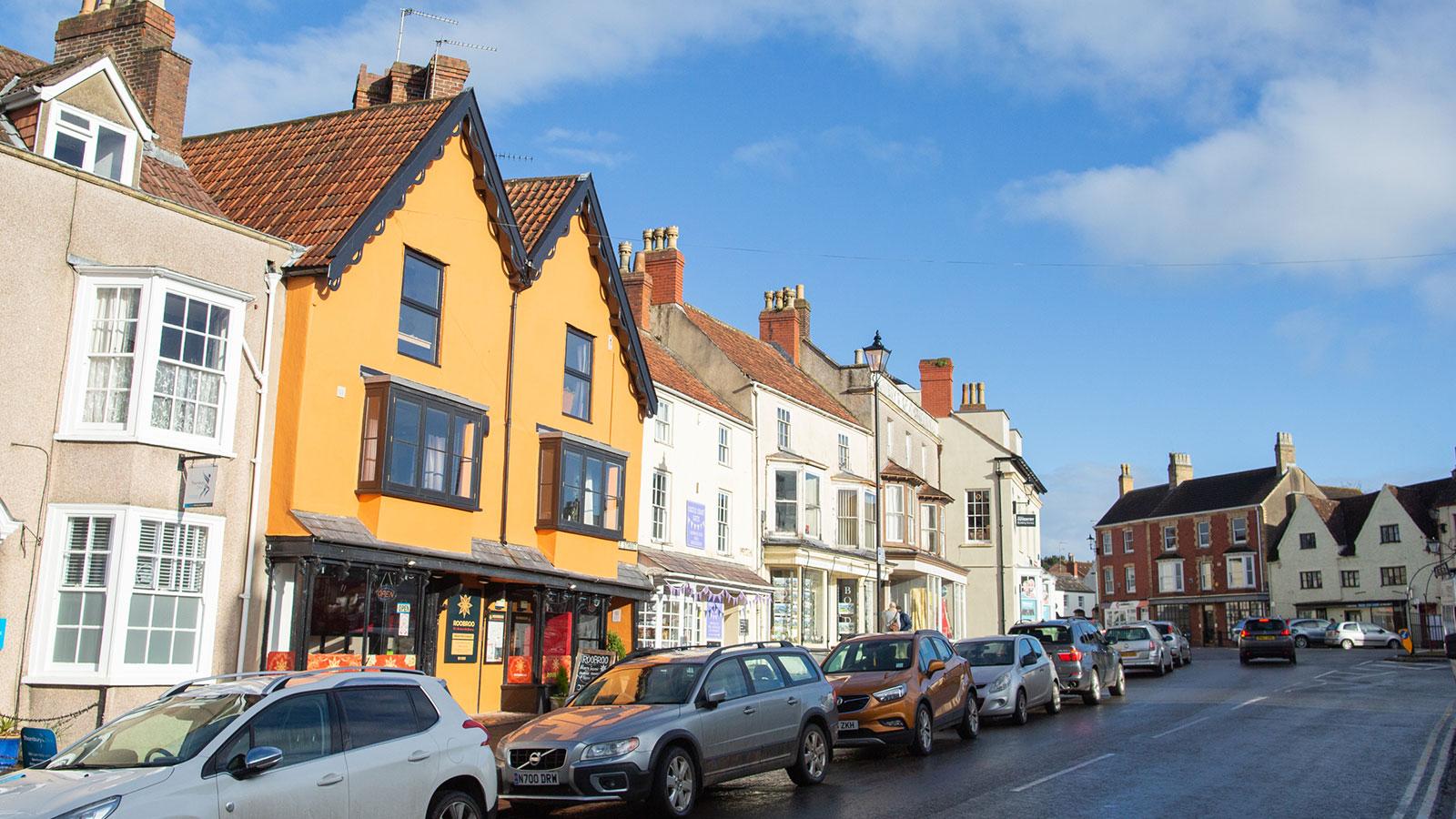 2 Castle Street Thornbury Nr Bristol BS35 1HB