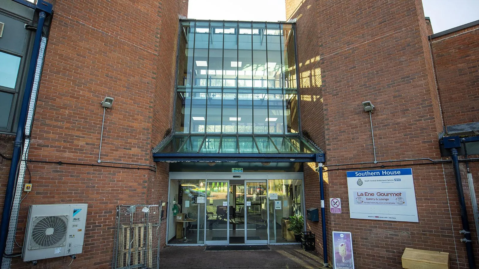 Southern House Otterbourne Winchester Hampshire SO21 2RU