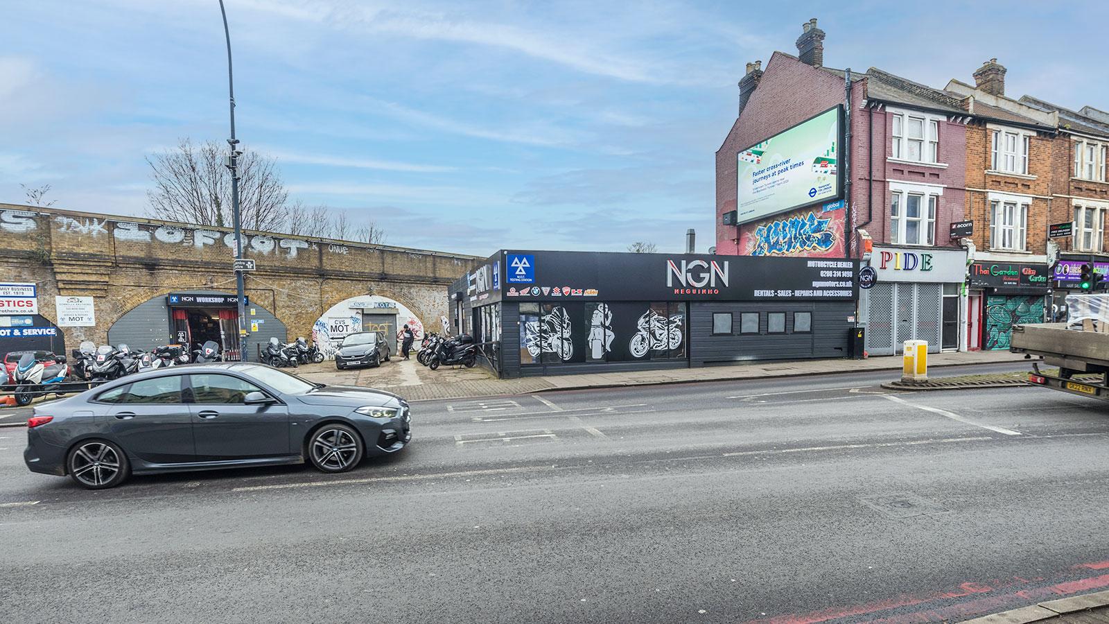 13 Catford Hill Catford London SE6 4NU