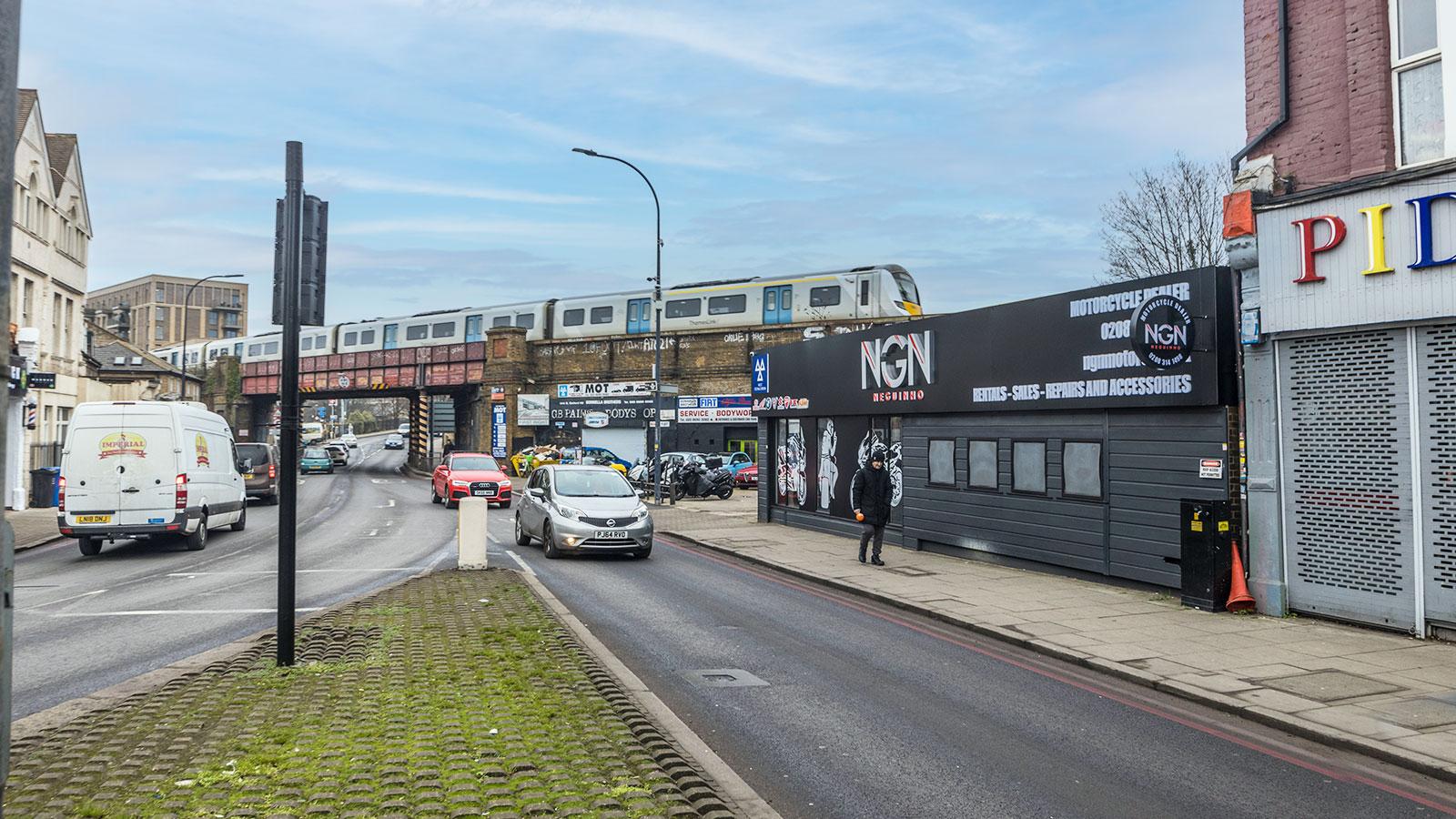 13 Catford Hill Catford London SE6 4NU