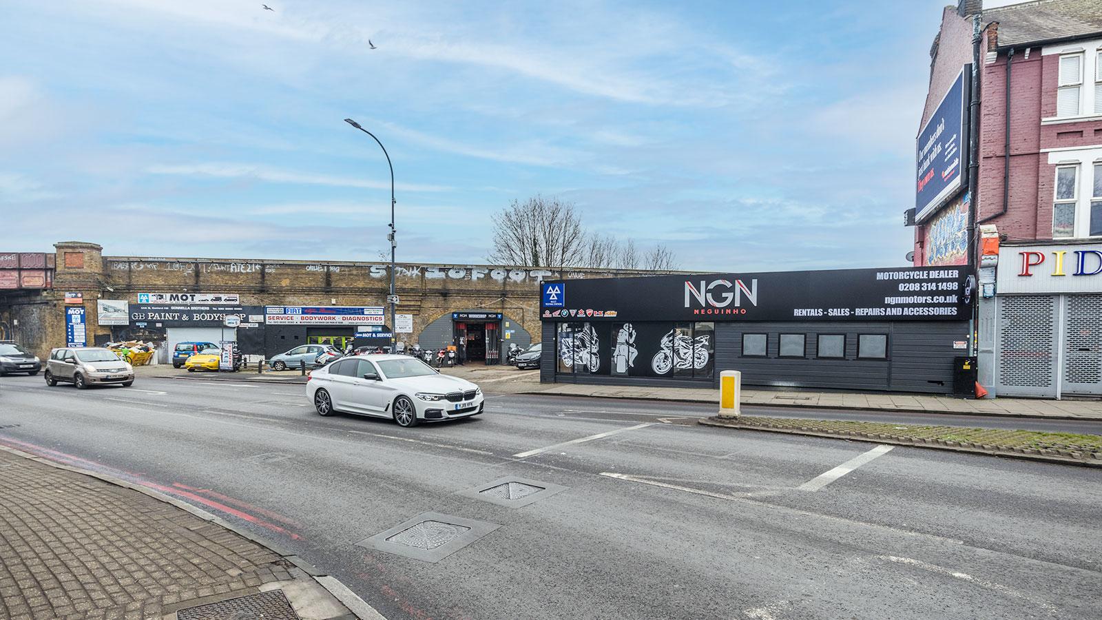 13 Catford Hill Catford London SE6 4NU