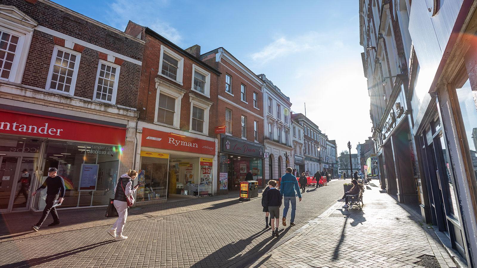8 High Street Banbury Oxfordshire OX16 5DZ