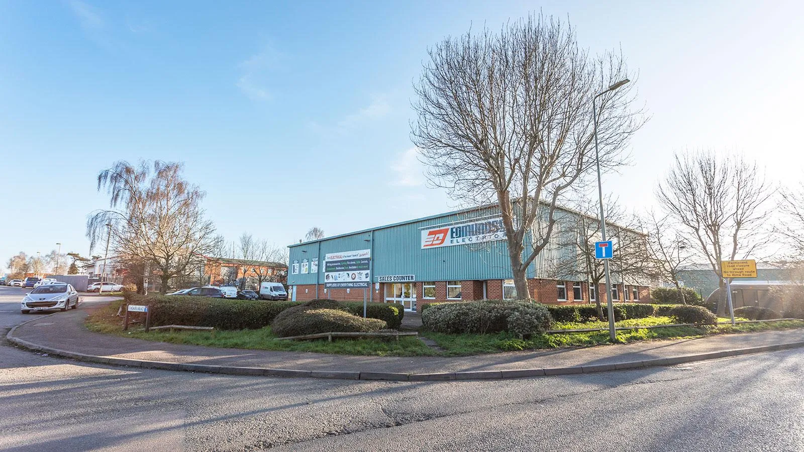 Edmundson Electrical Unit A Thorpe Way Industrial Estate Banbury Oxfordshire OX16 4SP