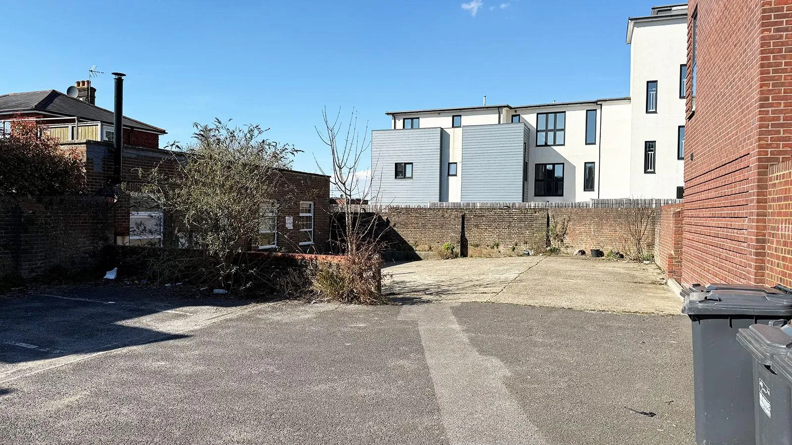 15 London Road East Grinstead Sussex RH19 1AJ