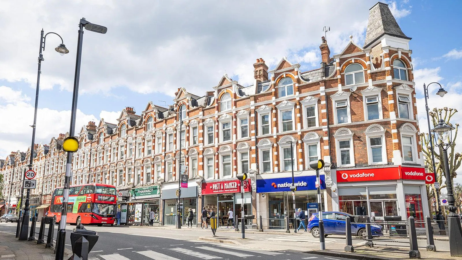 197 Muswell Hill Broadway and 197a & 197b Avenue Mews Muswell Hill London N10 3RS