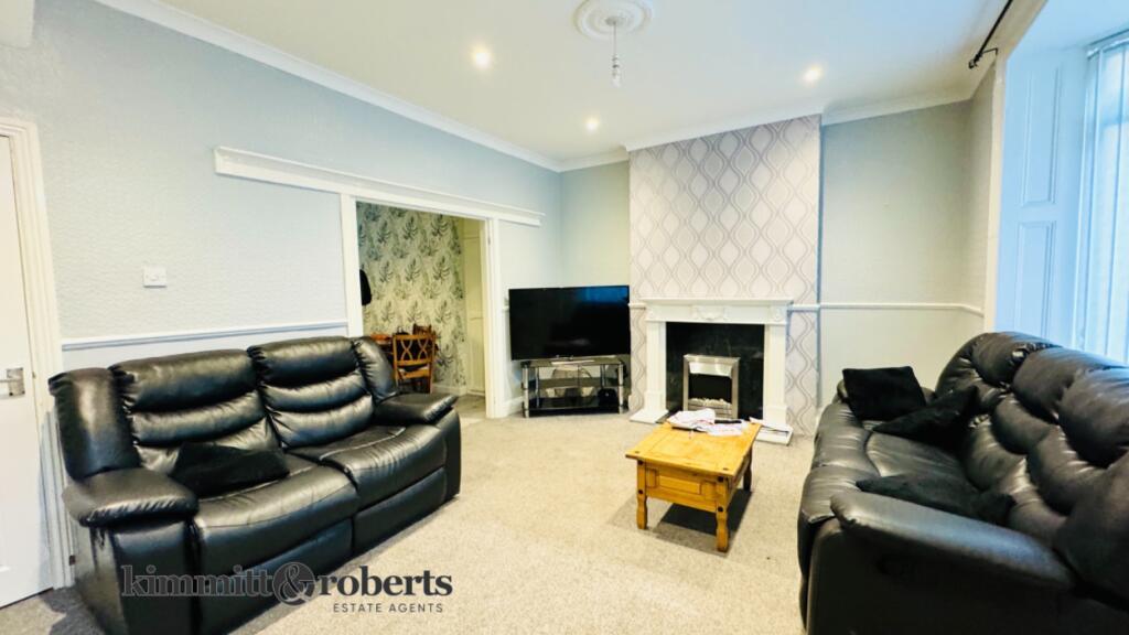 3 Bedroom House - End Terrace