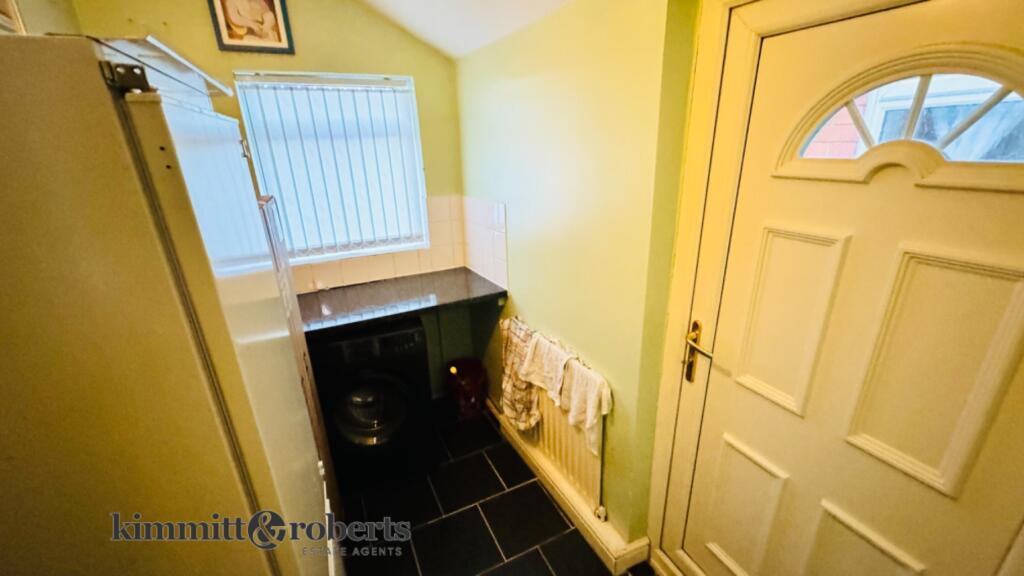 3 Bedroom House - End Terrace
