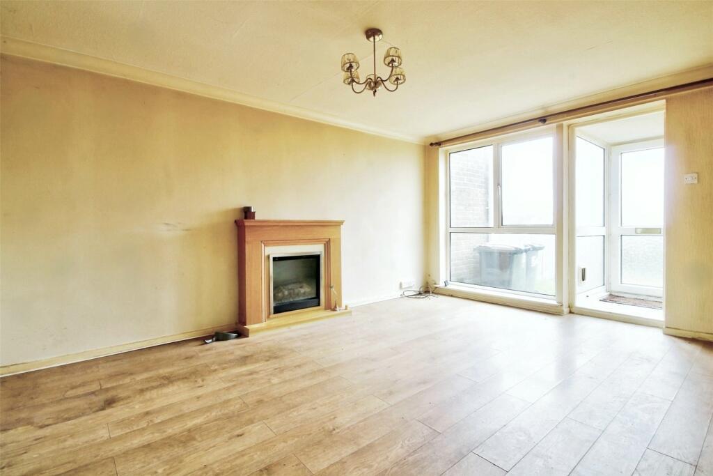 2 Bedroom Flat