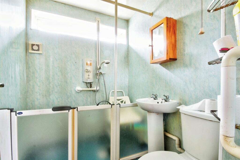 2 Bedroom Flat