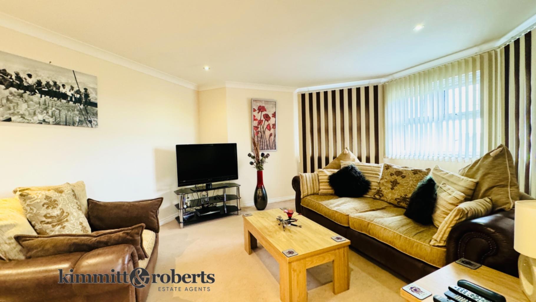 2 Bedroom Flat